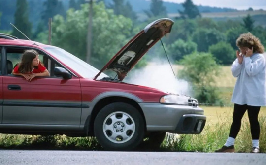 Xử lý tình huống cảnh báo quá nhiệt động cơ ô tô