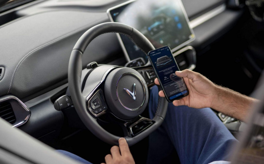 Xe điện tích hợp nhiều công nghệ là xu hướng của năm 2023