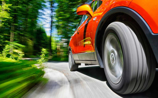 Lốp xe ảnh hưởng thế nào đến mức tiêu hao nhiên liệu?