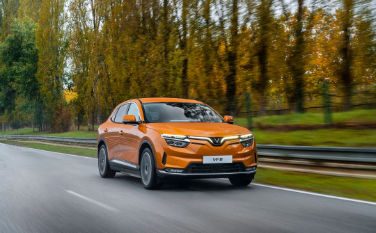 VinFast lựa chọn Certified Collision Care làm đối tác sửa chữa đồng sơn tại Canada