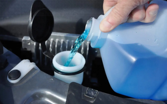 Cách kiểm tra nước làm mát ô tô đơn giản