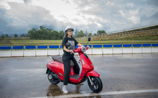 VinFast giảm giá bán dòng xe điện Evo200 đi kèm ưu đãi phí thuê pin mới