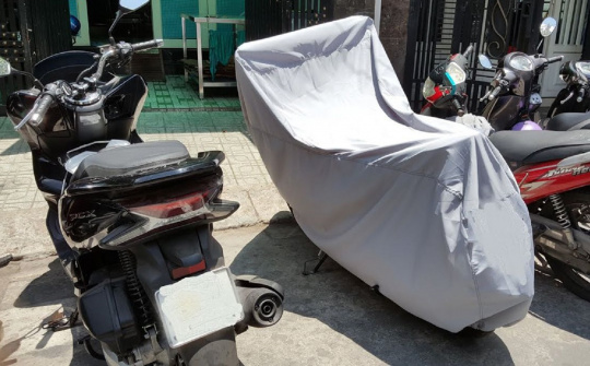 Làm thế nào để chống nóng yên xe máy trong những ngày hè?