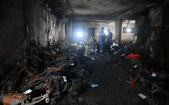 “Chập điện xe máy” là nguyên nhân gây ra vụ cháy chung cư mini