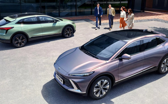 Trung Quốc vượt Nhật Bản trở thành nước xuất khẩu ô tô lớn nhất thế giới năm 2023