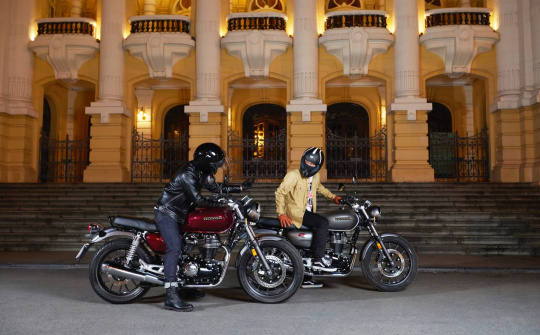Honda Việt Nam giới thiệu mẫu mô tô CB350 H’ness, giá 130 triệu đồng