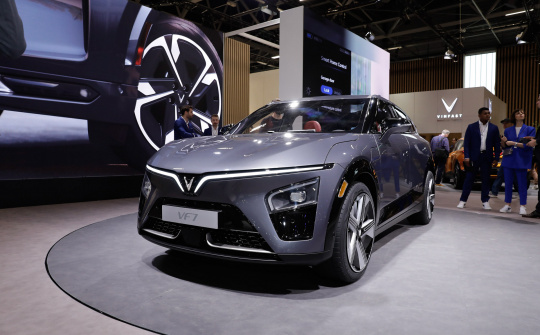 VinFast VF 7 sẵn sàng ra mắt tại Philippines, doanh số hãng bùng nổ trong quý 3