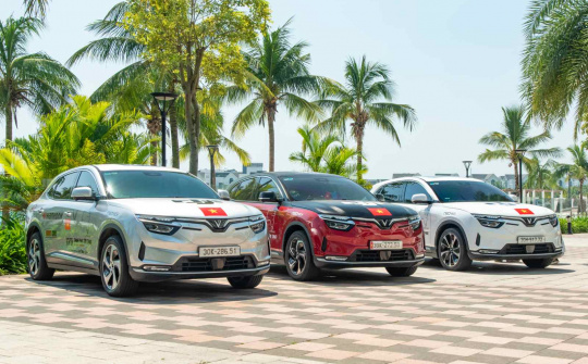 Nhóm người dùng VF 8 “vác xe” lên đường chinh phục Tây Tạng