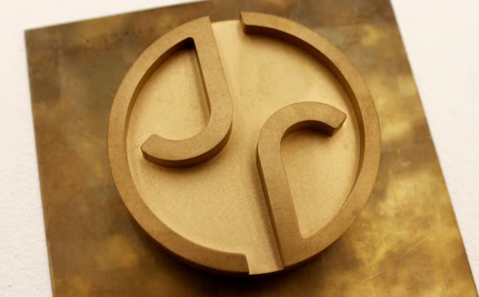 Thương hiệu Jaguar tái sinh với logo mới và những chiếc xe đắt đỏ nhất lịch sử