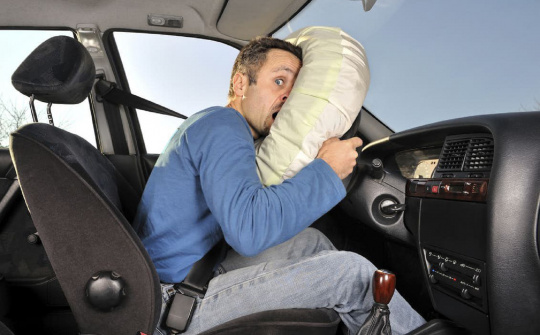 Xe chỉ có 2 túi khí có an toàn hay không?