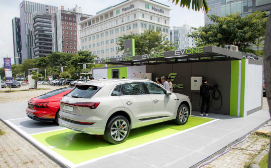 "Cân đo đong đếm" giá điện cho trạm sạc xe điện: Cái lý của Bộ Công Thương