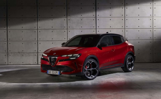 Chính phủ Ý buộc Alfa Romeo đổi tên xe vì mang tên Ý nhưng không được sản xuất tại Ý