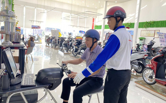 Honda Việt Nam vinh danh 3 HEAD xuất sắc trong hoạt động đào tạo ATGT