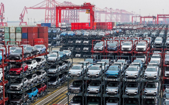 Sau Mỹ, EU tiếp tục áp thuế bổ sung với xe điện Trung Quốc
