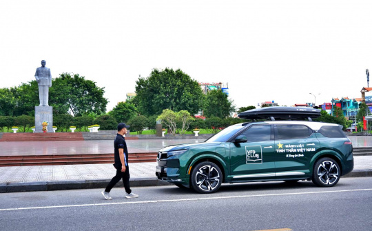 Chủ xe VF 9 thích thú với cảm giác “làm ông chủ” đúng nghĩa