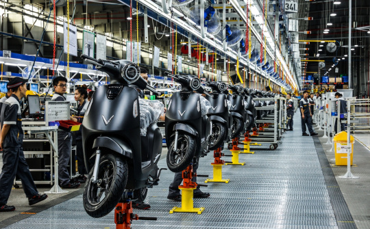 Thị trường xe máy Việt Nam đổi chiều: Xe xăng chững lại, xe điện bứt tốc mạnh mẽ