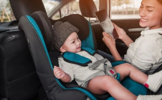 Làm thế nào để chọn và lắp ghế ô tô cho trẻ đúng chuẩn an toàn?