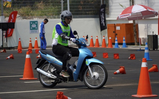 Đề xuất bổ sung nhiều kỹ năng thực hành trong thi bằng lái xe máy hạng A, A1