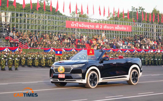 Lào sử dụng VinFast VF 9 mui trần trong Lễ diễu binh mừng Quốc khánh
