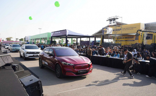 Triển lãm Phương tiện di chuyển Việt Nam năm 2025 diễn ra với nhiều điểm hấp dẫn