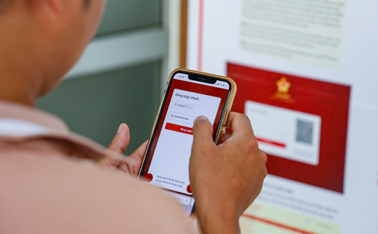 Bấm biển số xe online trên VNeID thế nào?
