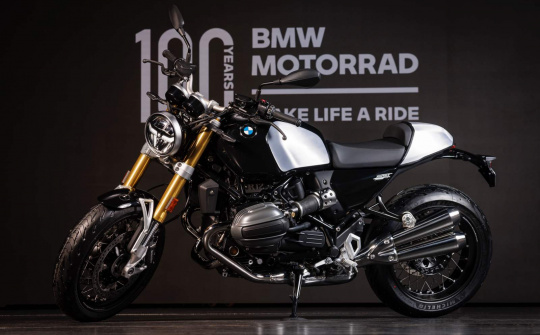 Mẫu mô tô “khủng” BMW R 12 nineT ra mắt Việt Nam