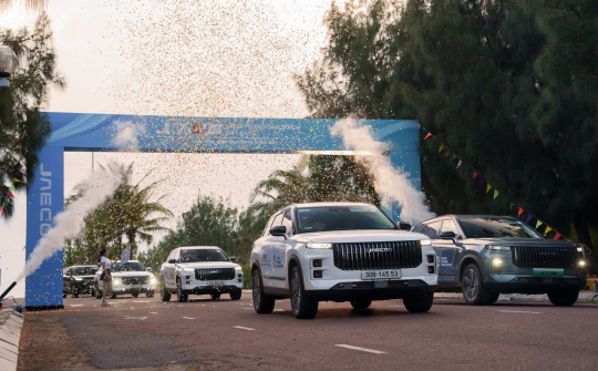 Jaecoo J7 PHEV (SHS) đạt gần 1.500km di chuyển tại Việt Nam với một bình xăng và đầy pin