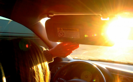 Cảnh báo: 4 vấn đề ô tô dễ gặp khi trời nắng nóng