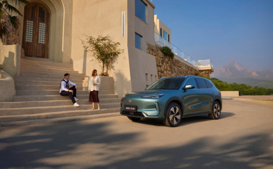 Geely Việt Nam chính thức nhận đặt cọc 2 mẫu xe Monjaro và EX5
