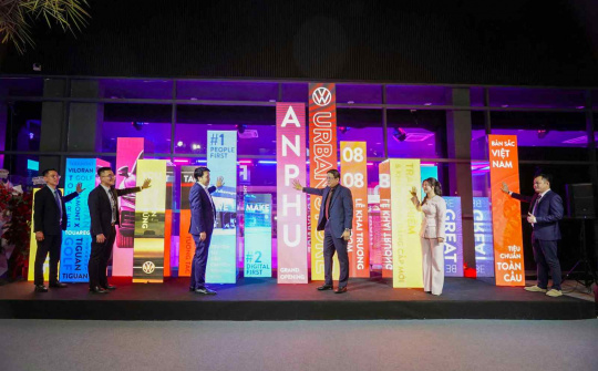 Volkswagen Việt Nam khai trương đồng loạt 5 đại lý theo tiêu chuẩn mới