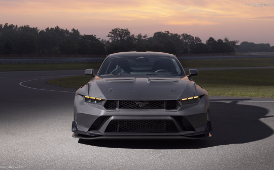 Ford Mustang GTD Liquid Carbon 2026: Công nghệ sợi carbon nhẹ lấy cảm hứng từ xe đua