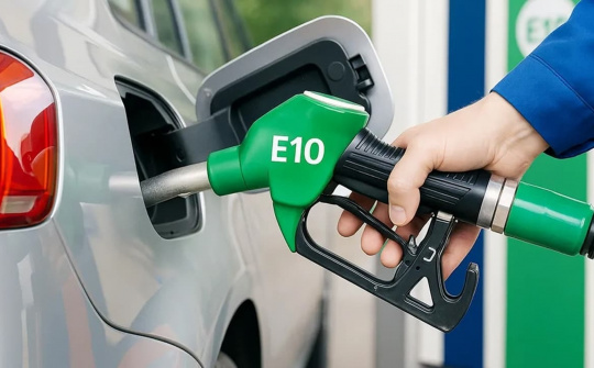 Xăng E10: Có nên sử dụng cho ô tô?