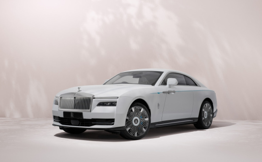 Rolls-Royce ra mắt phiên bản đặc biệt Spectre Primavera