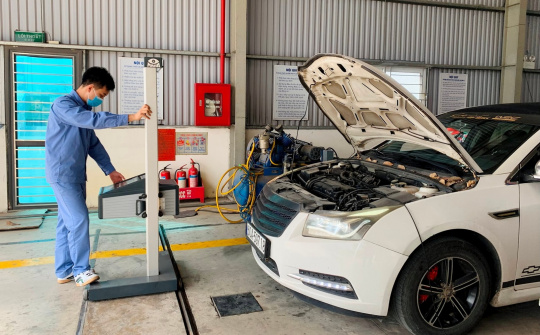 Ô tô hỏng hoặc mất đèn sương mù có trượt đăng kiểm?