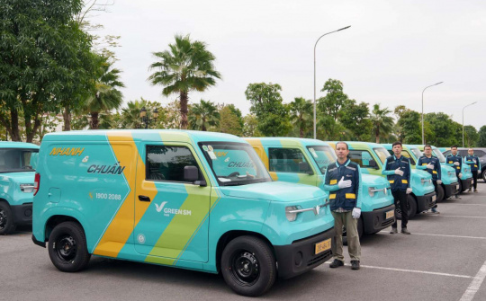 Dịch vụ vận chuyển hàng nội đô bằng xe tải điện của Xanh SM chính thức hoạt động
