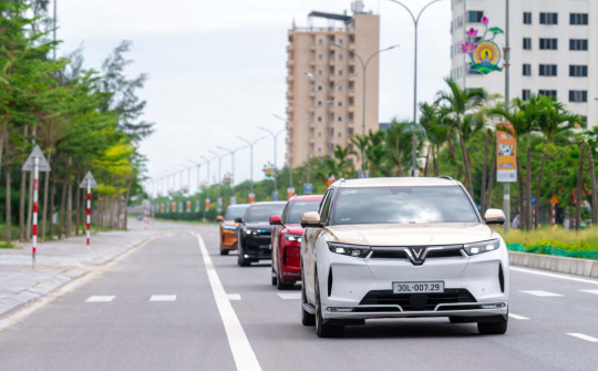 Chủ xe chia sẻ thẳng và thật về mẫu xe flagship VF 9 sau 1 tháng “về chung một nhà”