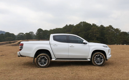 Xe bán tải là xe con hay xe tải? Cục CSGT nói rõ: Phân loại theo Thông tư 53, xem ngay giấy đăng kiểm