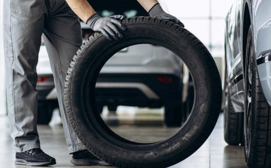 Lốp xe ô tô: 8 nguyên tắc an toàn tài xế không được phép bỏ qua