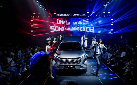 Omoda C5 SHS-H ra mắt ấn tượng tại Việt Nam: Công nghệ, phong cách và mức giá gây “sốc”