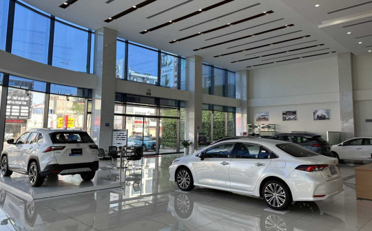 Thị trường ô tô bứt tốc sau Tết