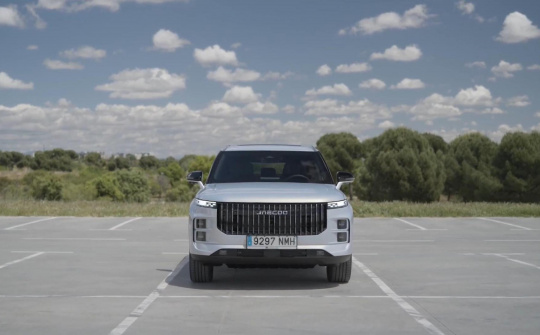 Jaecoo J7 SHS ra mắt phiên bản hybrid mới: SUV tiết kiệm nhiên liệu