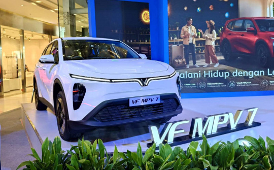 VF MPV 7 xuất xưởng tại nhà máy Subang, Indonesia