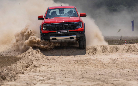 Ford Việt Nam trình làng các bản nâng cấp của Ranger và Everest