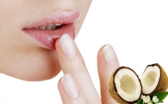 Những "thủ phạm" khiến đôi môi nứt nẻ và cách chữa lành