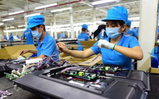 Forbes: Việt Nam - điểm đến đầu tư hấp dẫn nhất châu Á