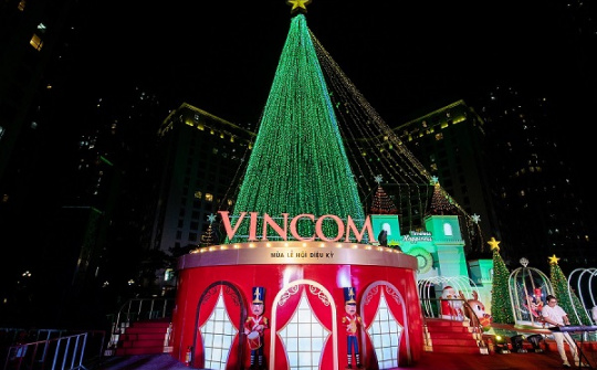Đón Giáng sinh, Vincom khai trương 5 trung tâm thương mại