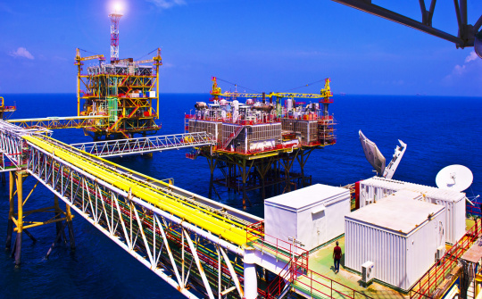 Phải mở tài khoản vốn riêng cho từng dự án dầu khí đầu tư ra nước ngoài