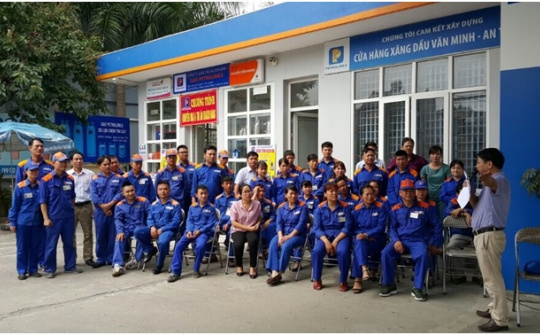 4 tấm gương sáng ở Petrolimex Hà Sơn Bình