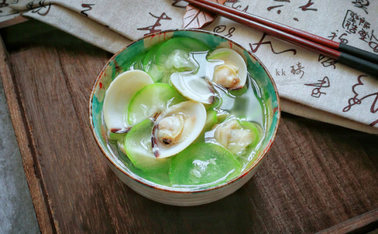 Bữa tối bận rộn chỉ cần 2 món này thôi cũng khiến chồng "xuýt xoa"