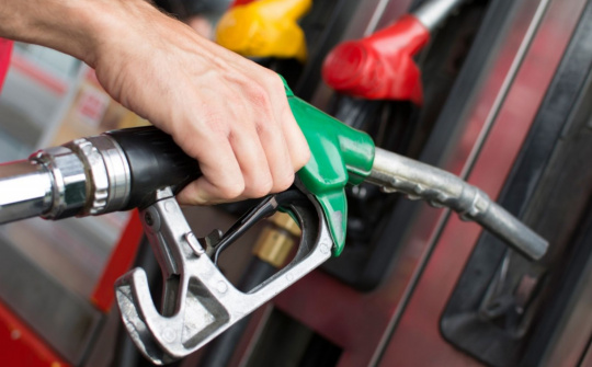 Giá dầu Brent rời khỏi mức cao nhất 4 tháng